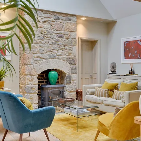 Pope Lodge: Stunning Stone Coach House Conversion Alnmouth Exterior photo