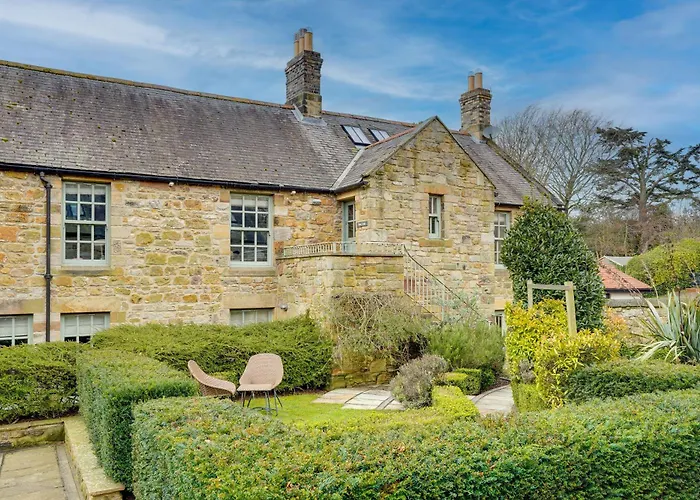 Pope Lodge: Stunning Stone Coach House Conversion