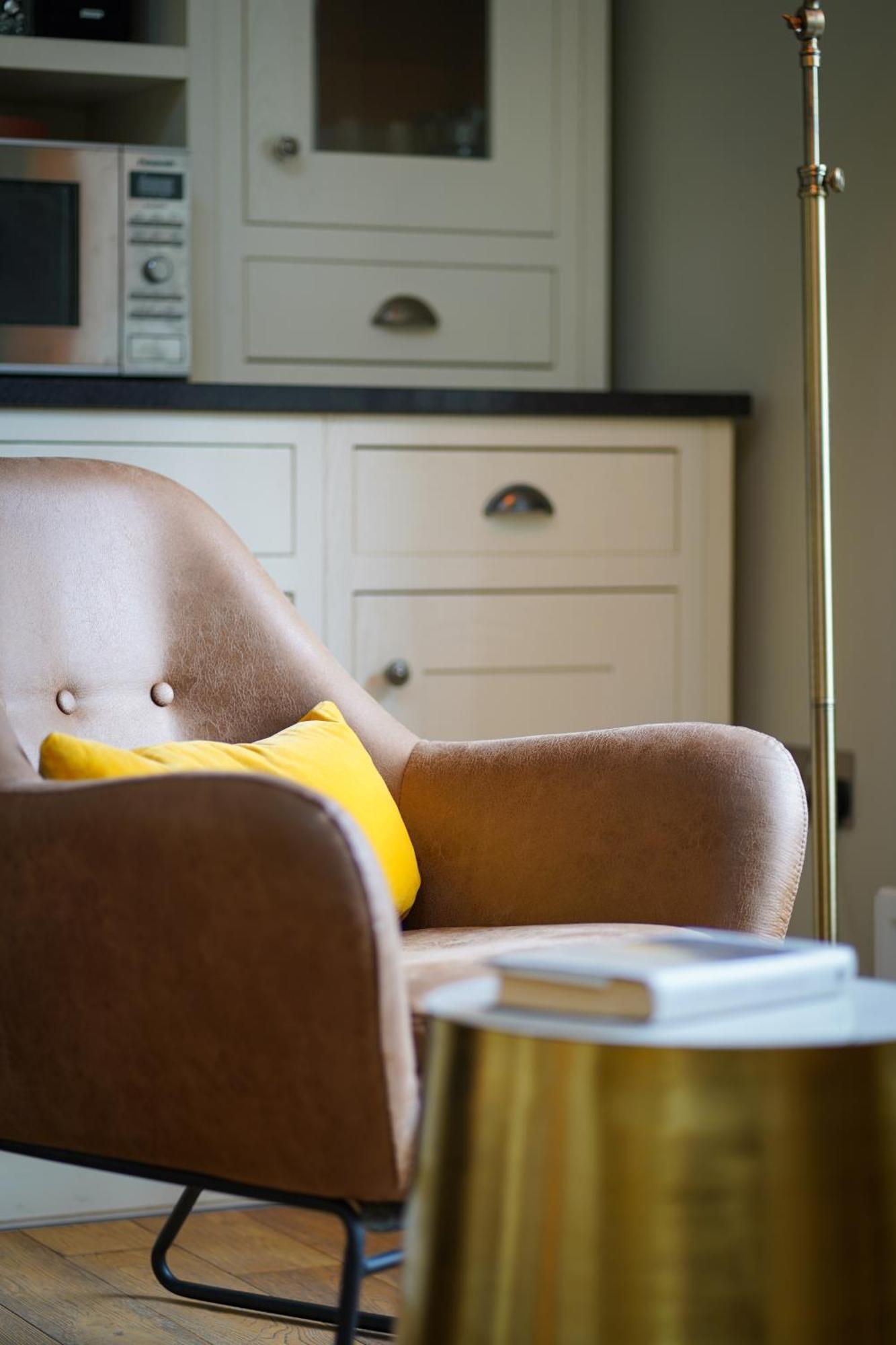 Pope Lodge: Stunning Stone Coach House Conversion * Alnmouth