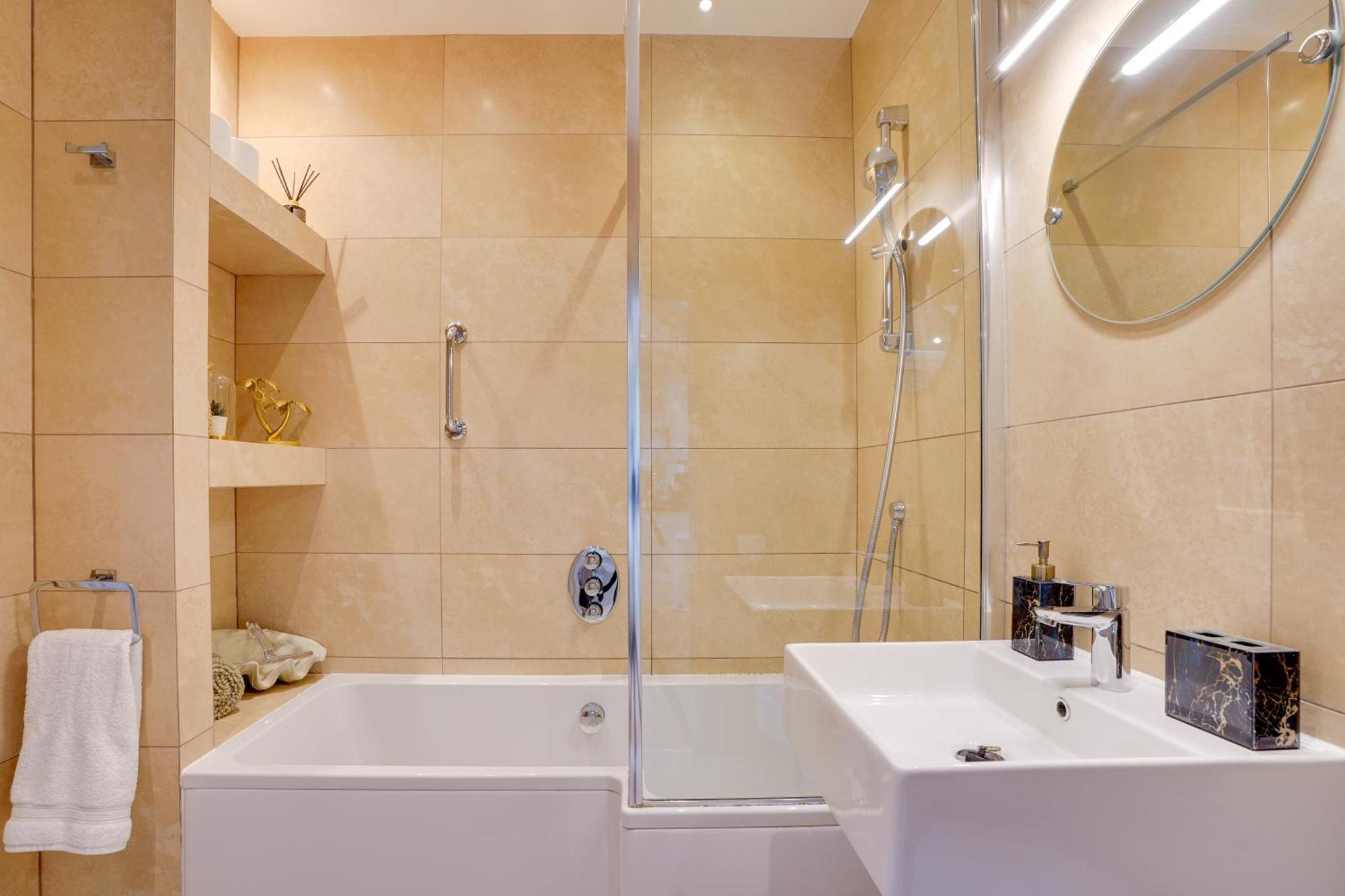 Pope Lodge: Stunning Stone Coach House Conversion Holiday home Alnmouth