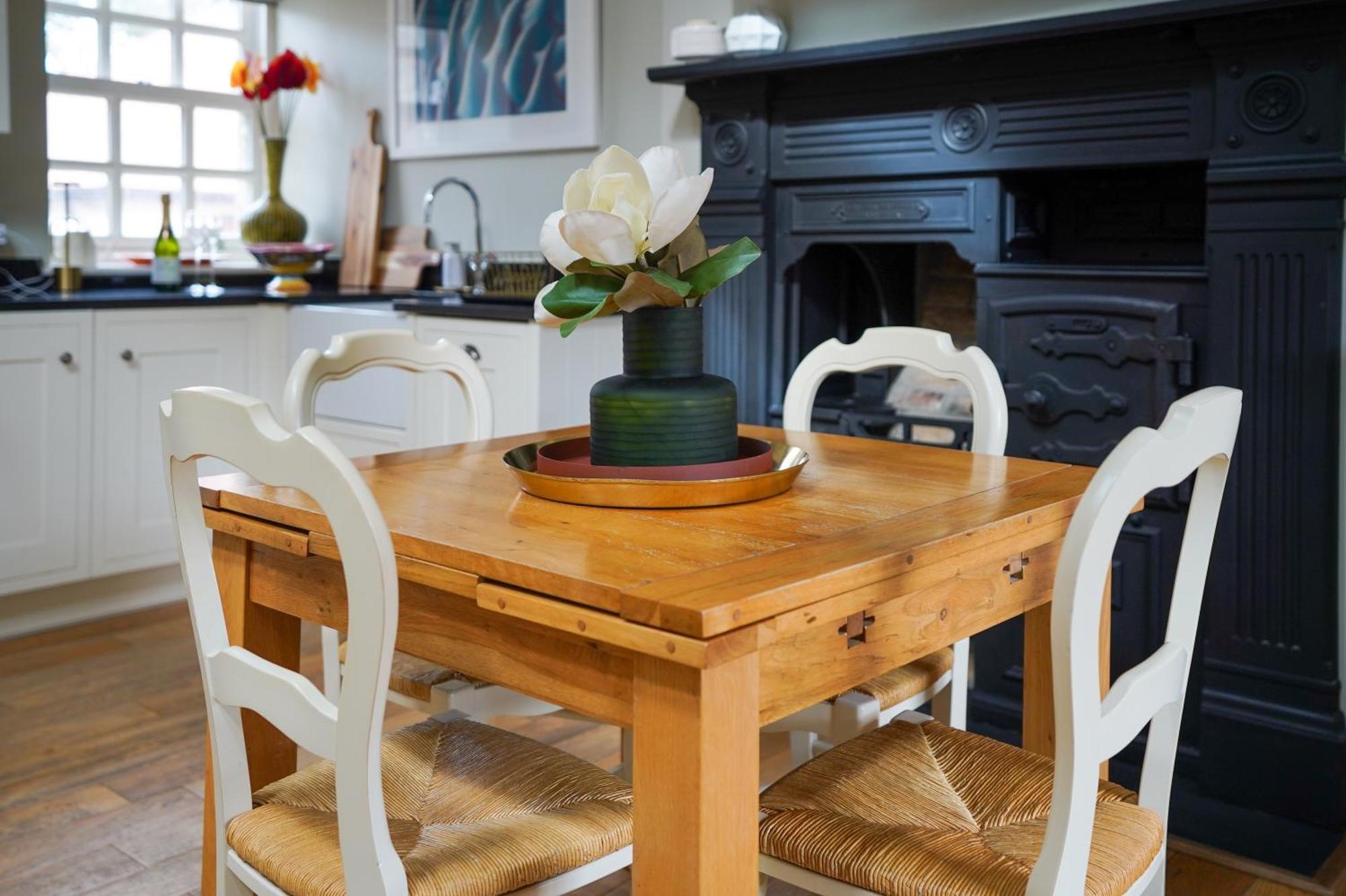 Holiday home Pope Lodge: Stunning Stone Coach House Conversion *