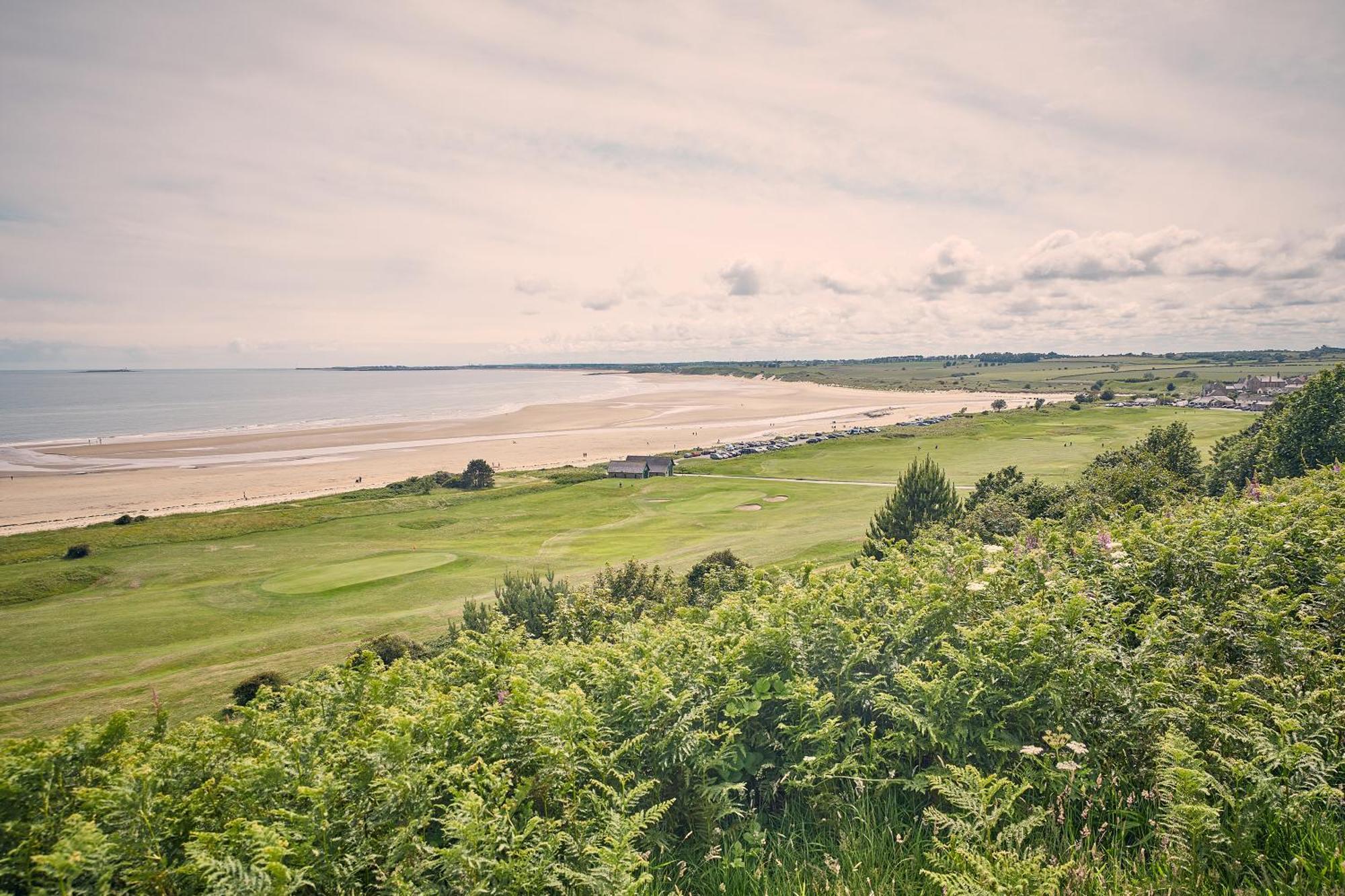 Pope Lodge: Stunning Stone Coach House Conversion Alnmouth